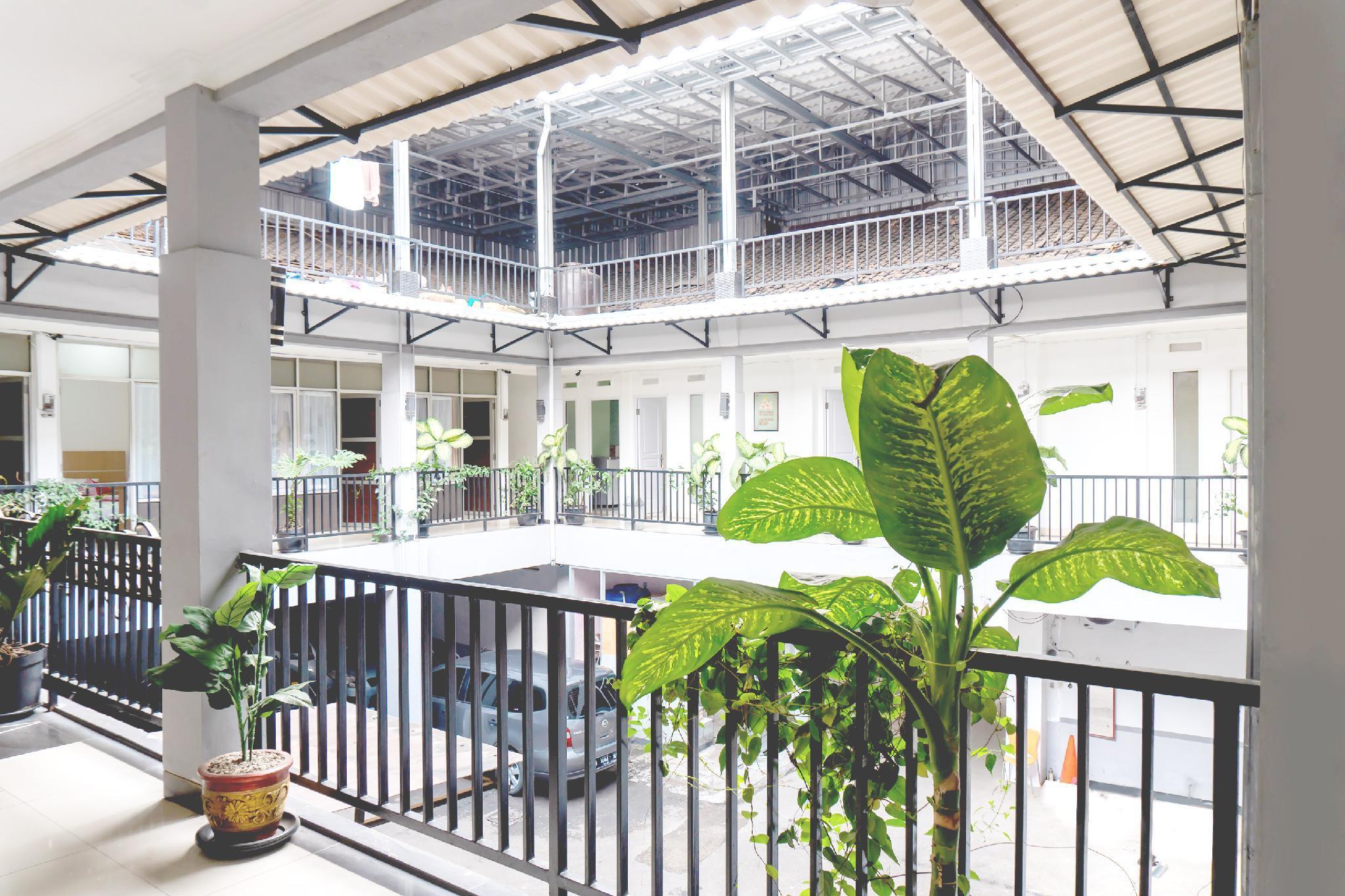 Super Oyo 617 Sukaraja Residence Syariah Bandung Buitenkant foto